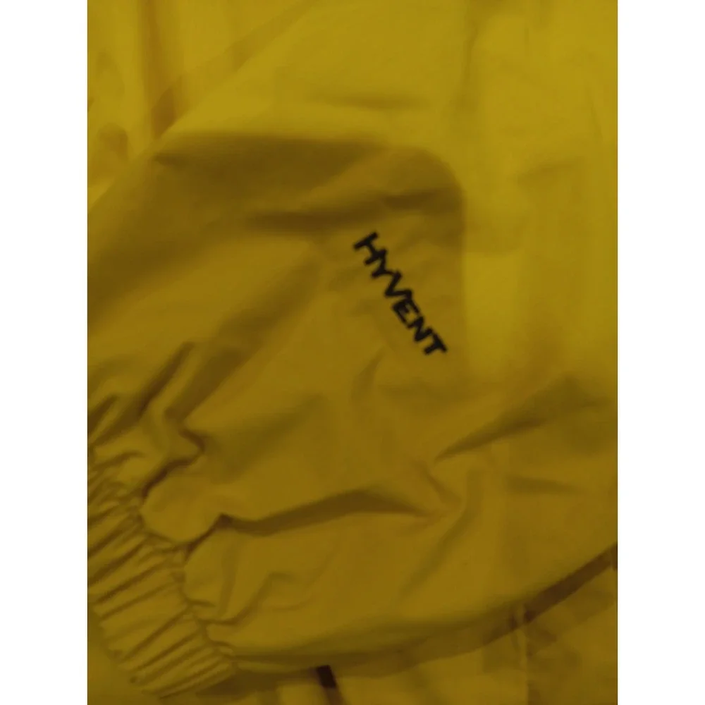 Men's The North Face HYVENT  Yellow Rain jacket Sz Small 2823